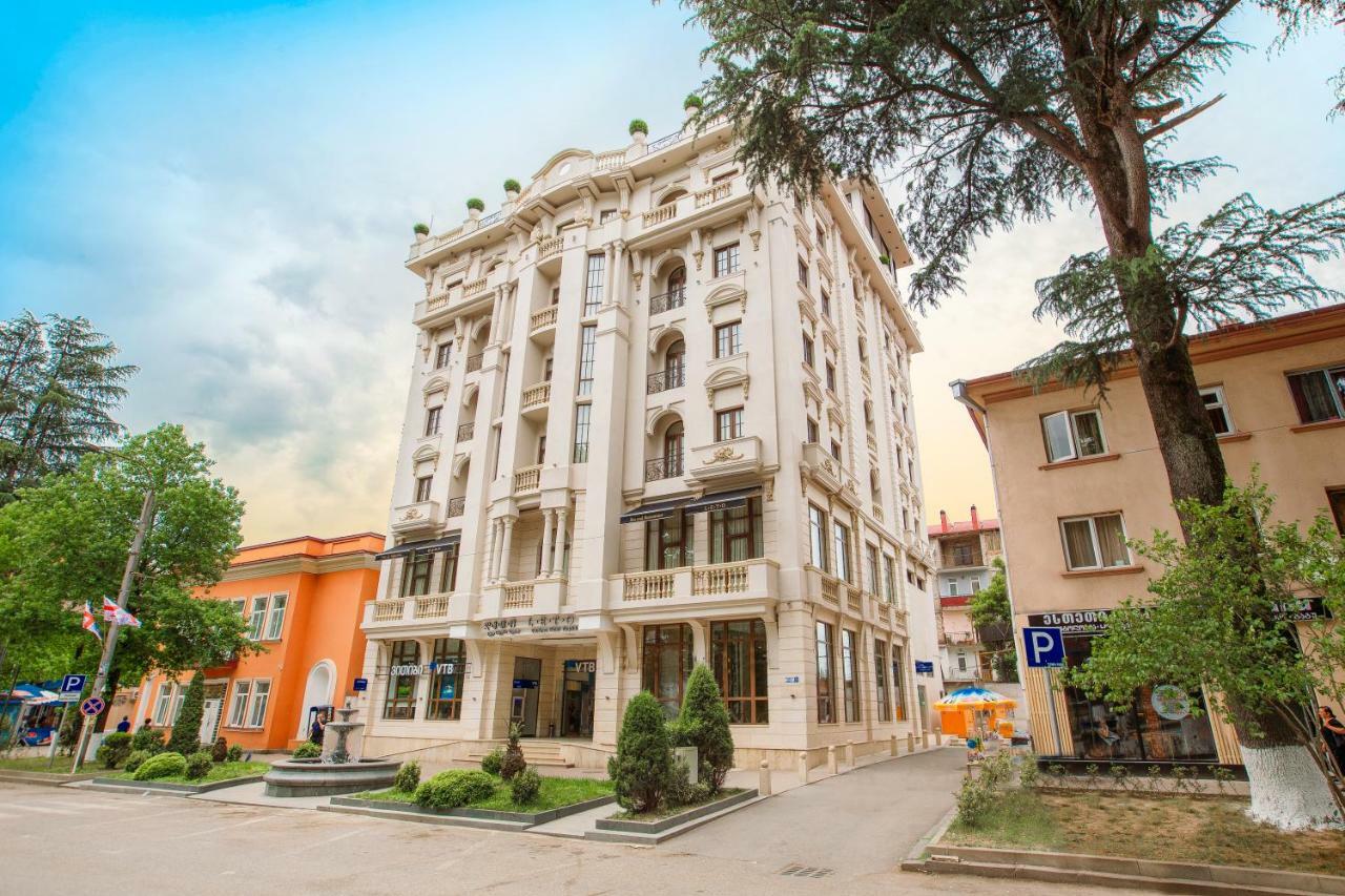 Leto Boutique Hotel Zugdidi Ngoại thất bức ảnh